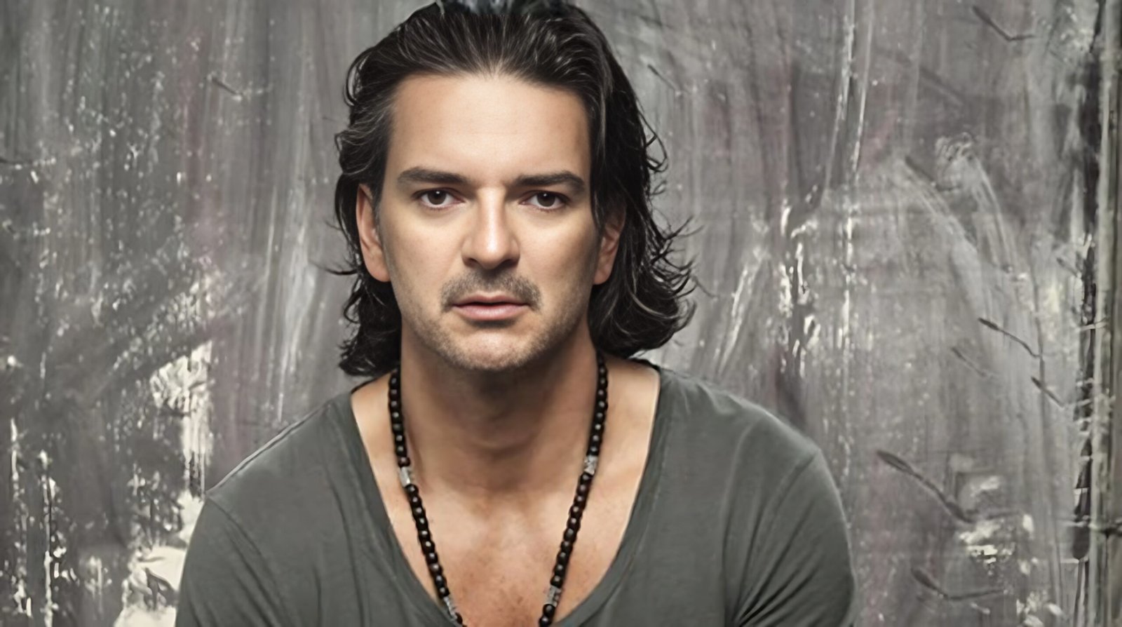 La razón detrás de la viralización de Mujeres de Ricardo Arjona cada 8M