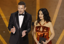 Salma Hayek deslumbró una vez más en los premios Óscar. Desde su llegada con su hija Valentina Paloma Pinault